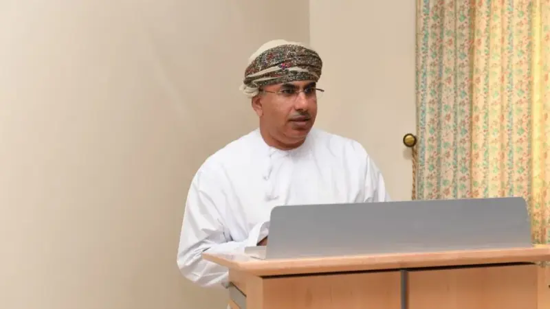 تعميم وزاري بتنظيم ساعات العمل وإعادة تفعيل الخدمات والبرامج الصحية تدريجيًّا