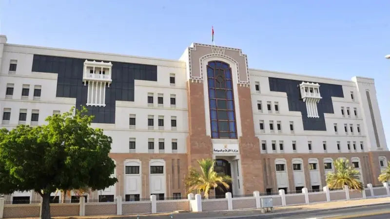 وزارة التراث والسياحة تحدث ضوابط إقامة المنشآت الفندقية
