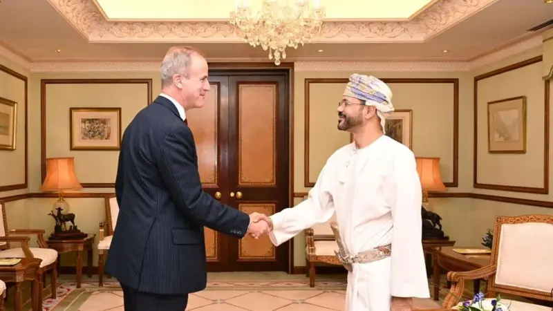 وزير الخارجية يستقبل سفيري المملكة المتحدة والبرازيل المعتمدَين لدى سلطنة عُمان