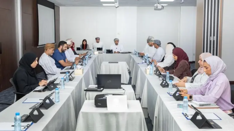 المجلس التنفيذي بالمجلس العُماني للاختصاصات الطبية يعقد اجتماعه الثاني لهذا العام