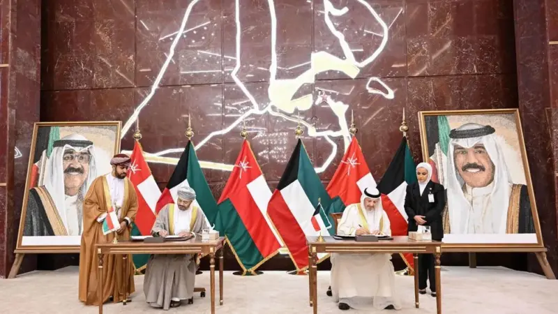 سلطنة عُمان والكويت توقعان على مذكرتي تفاهم وبرنامجين تنفيذيين