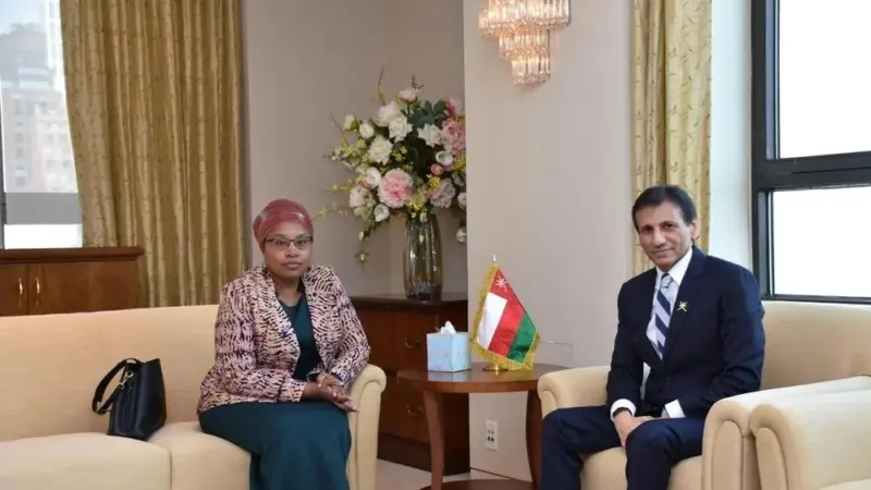 مندوب سلطنة عُمان الأممي يناقش انتهاكات إسرائيل مع مسؤولة أممية