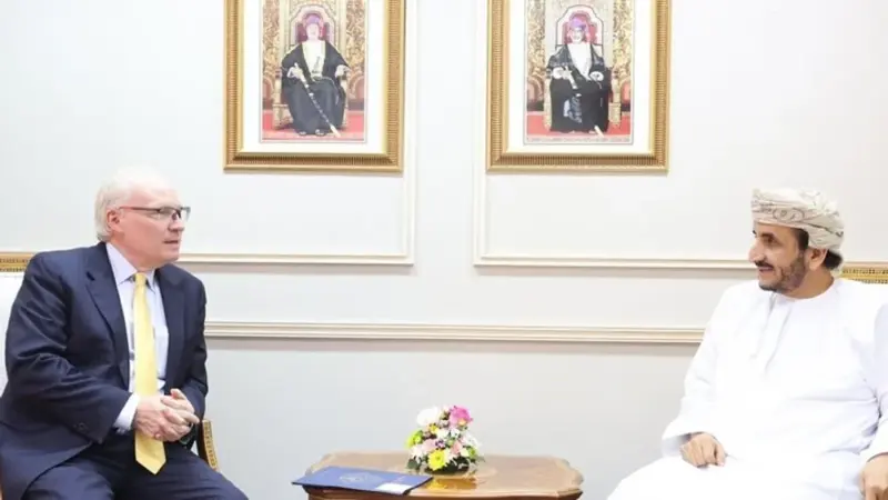 وكيل الشؤون السياسية يستعرض الجهود مع المبعوث الأمريكي لليمن