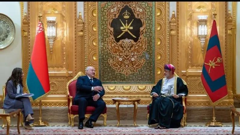 جلالةُ السُّلطان المُعظم ورئيسُ بيلاروس يعقدان جلسةَ مباحثات