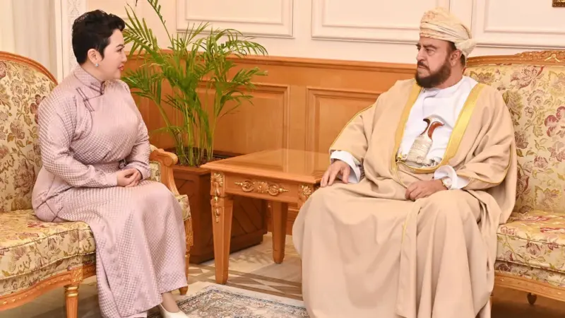 سمو السّيد أسعد يتبادل وجهات النظر مع وزيرة خارجية منغوليا