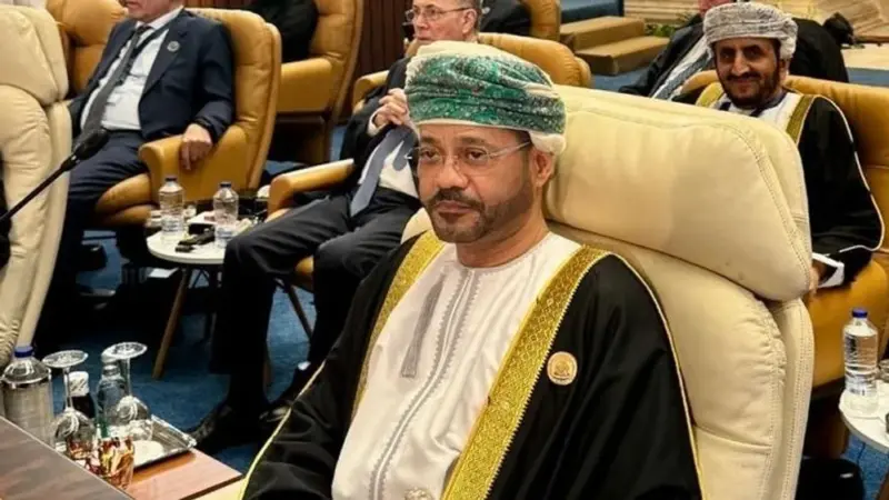 وزير الخارجية يعرب عن أمله في أن تُترجم القمة العربية لخطوات عملية