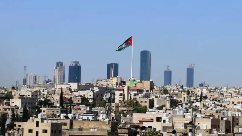 سلطنة عُمان تتضامن مع الأردن في مواجهة التهديدات الأمنية