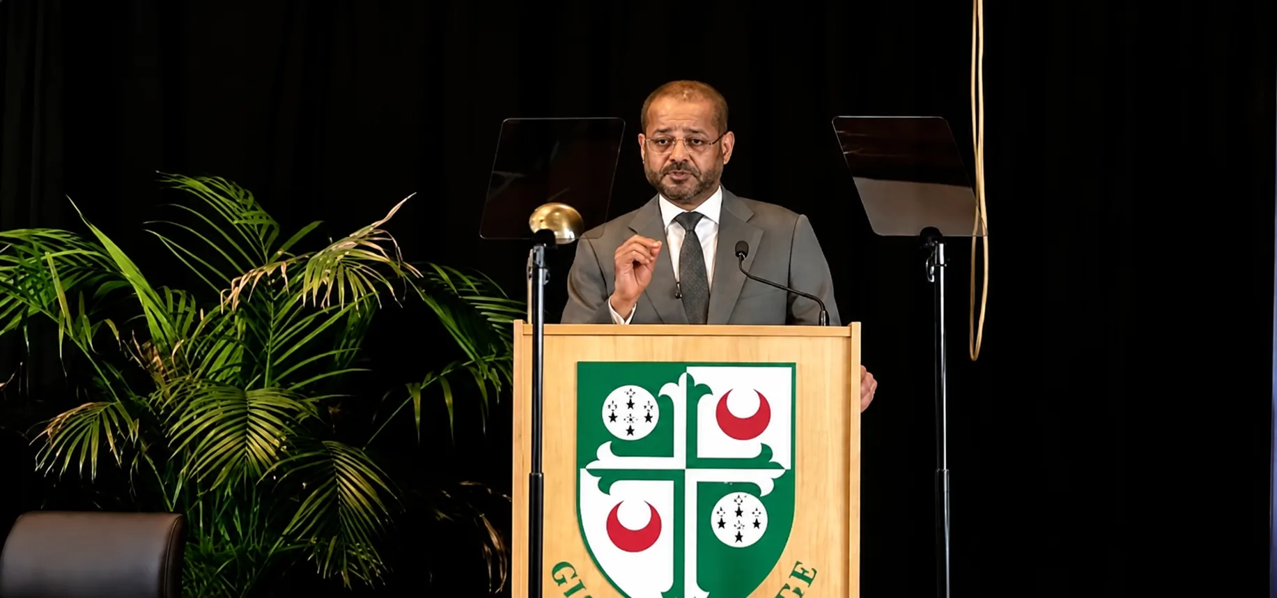 د. علي العيسائي لـ«الوصال»: كلمة وزير الخارجية في كامبريدج تعيد عُمان إلى واجهة طرح أمن الخليج بعد 50 عامًا.. ومضيق هرمز اختبار حقيقي للتفاهم الإقليمي ومنع الصراع العسكري