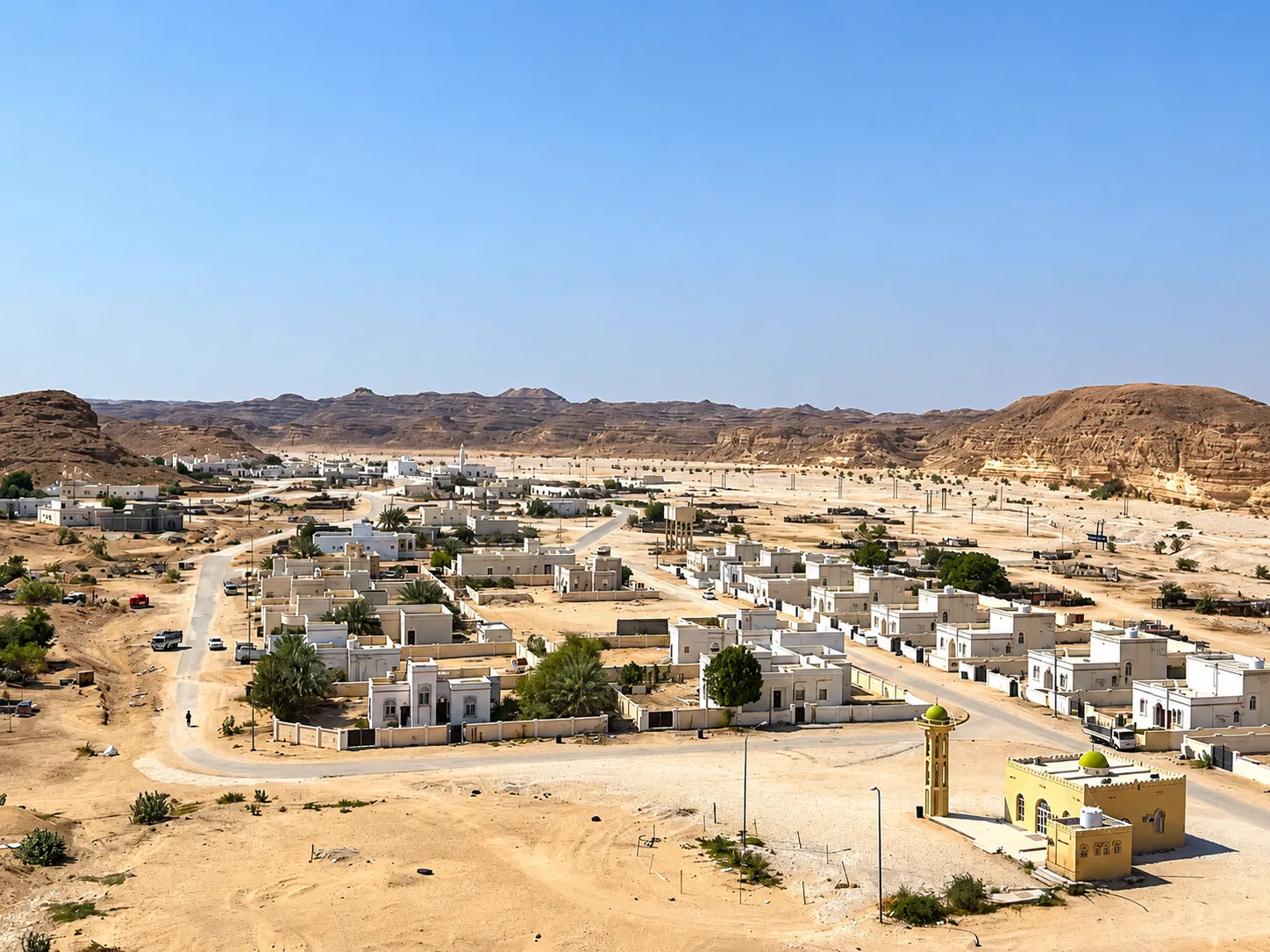 سعيد الحراصي لـ«الوصال»: 21 مسكنًا لأسر مستحقة في مثلث حبروت بأكثر من 900 ألف ريال.. والإنجاز مستهدف بنهاية 2028